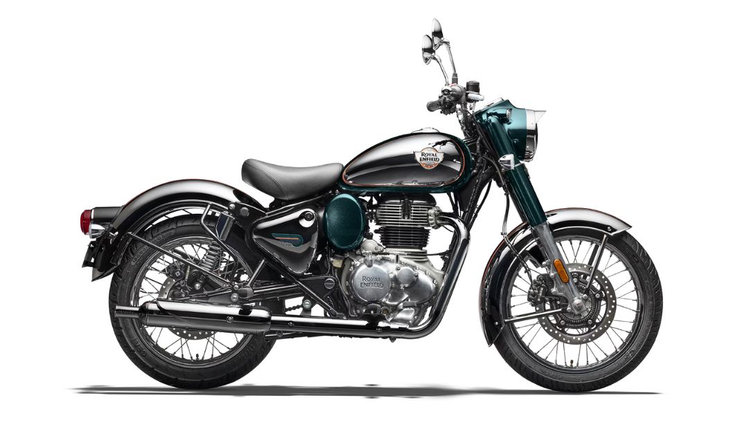 Classic 350 LED headlight, 349cc engine, navigation, USB port